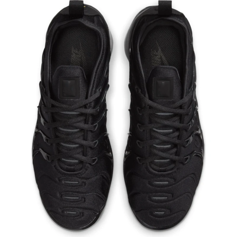 Nike Air Vapormax Plus Shoe - Women's 2 Nike Air Vapormax Plus Shoe - Women's - Image 2