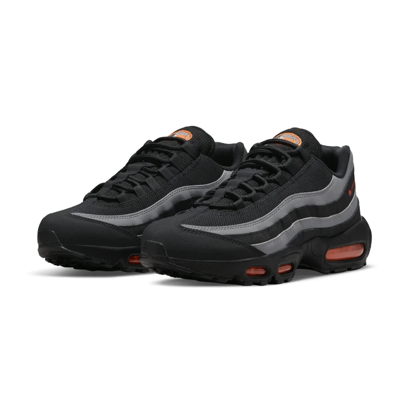 Nike Air Max 95 Shoe - Men's 2 Nike Air Max 95 Shoe - Men's - Image 2
